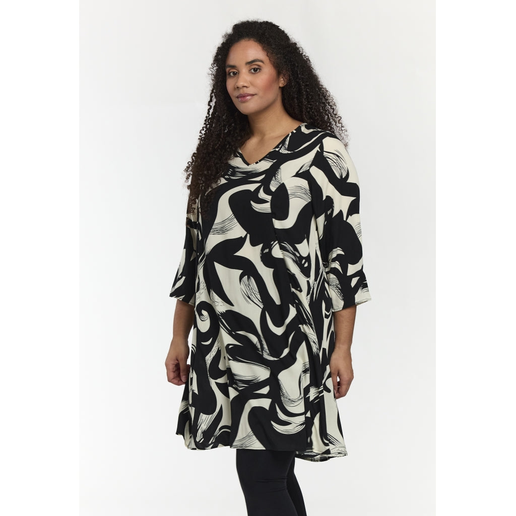 Studio SBirgitte Dress Dress Black with white design